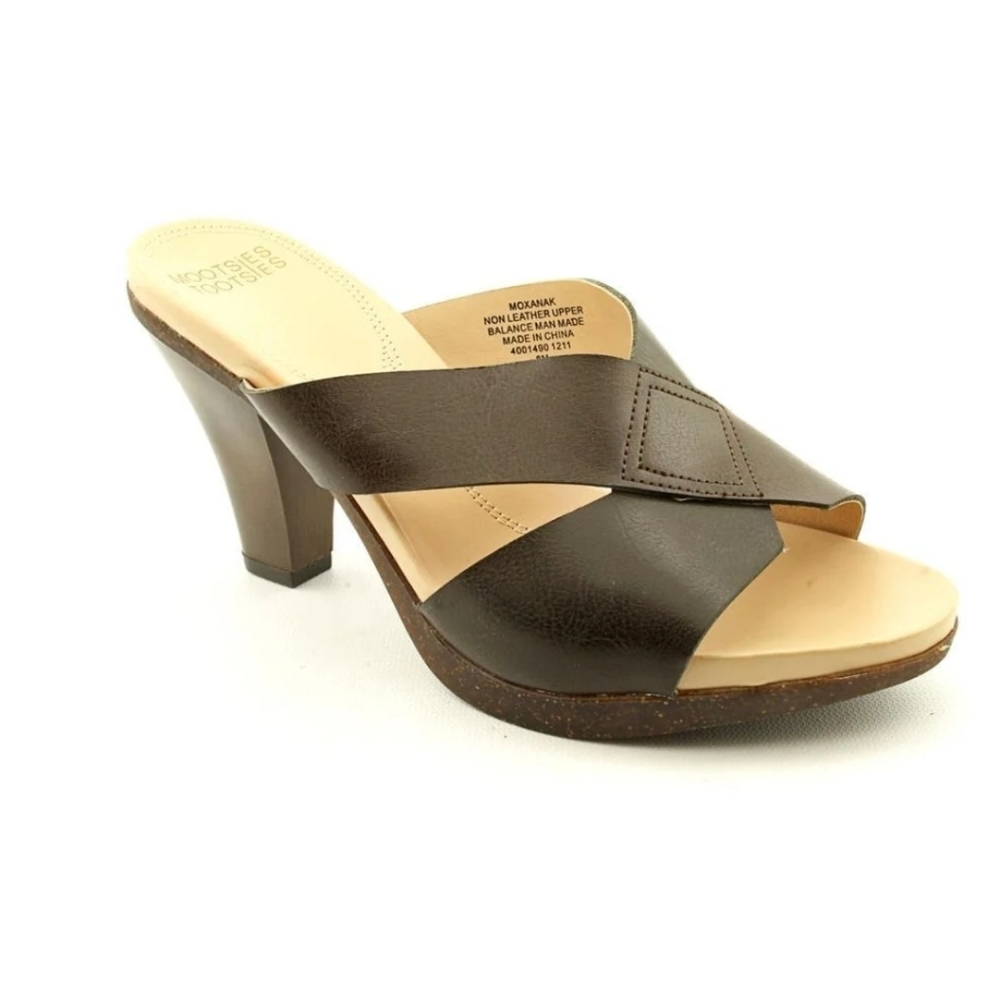Mootsies Tootsies Moxanak brown heeled sandals 6.5
